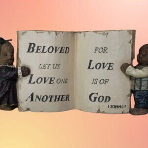 Teddy Bears with book